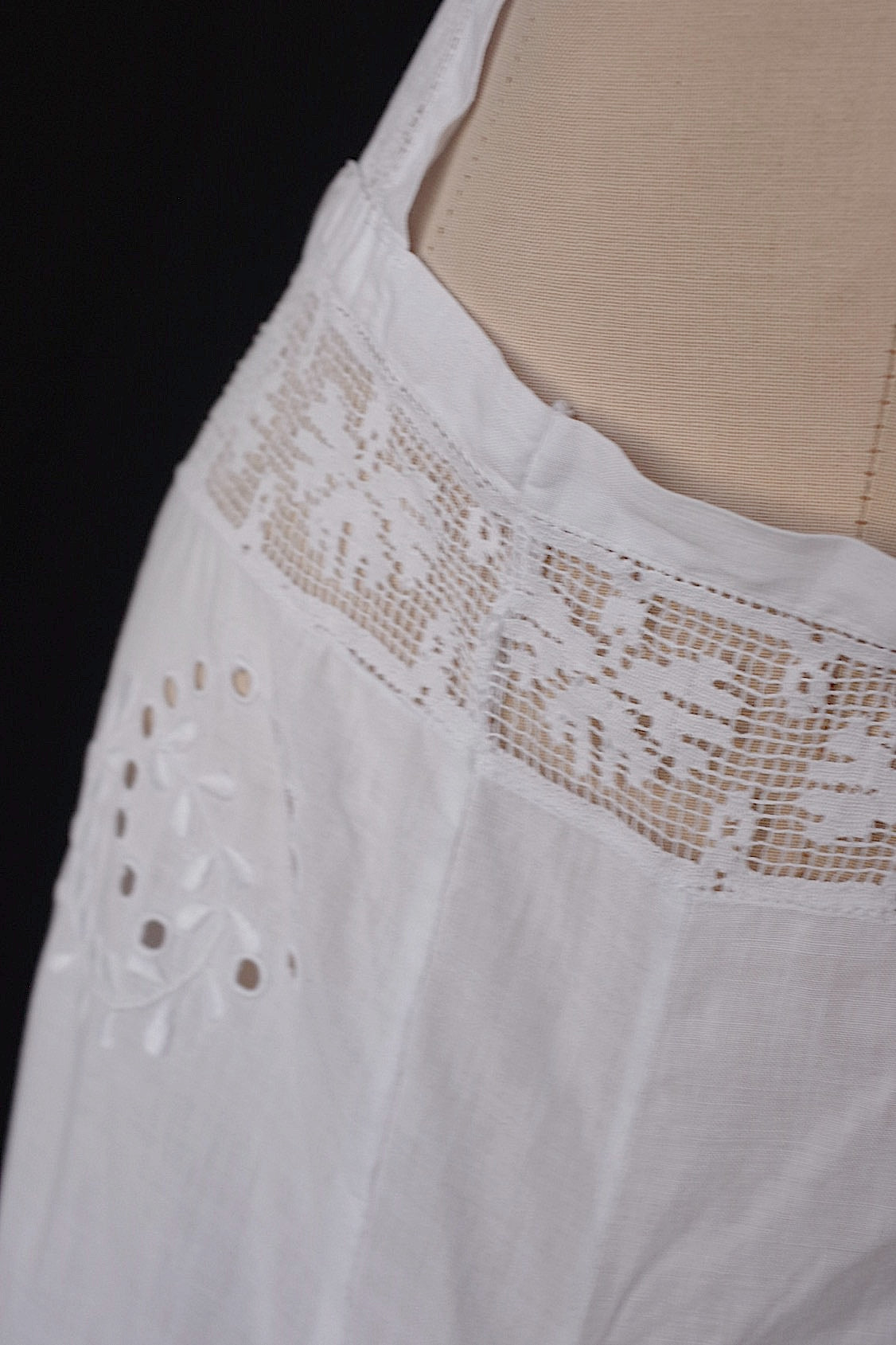 アンティークワンピース vêtement antique robe de chambre .FR a l'epoque