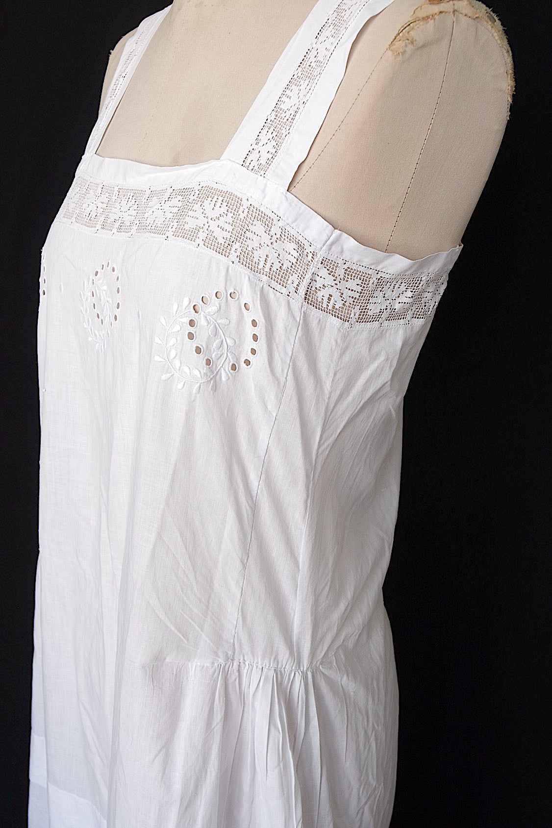 アンティークワンピース vêtement antique robe de chambre .FR a l'epoque