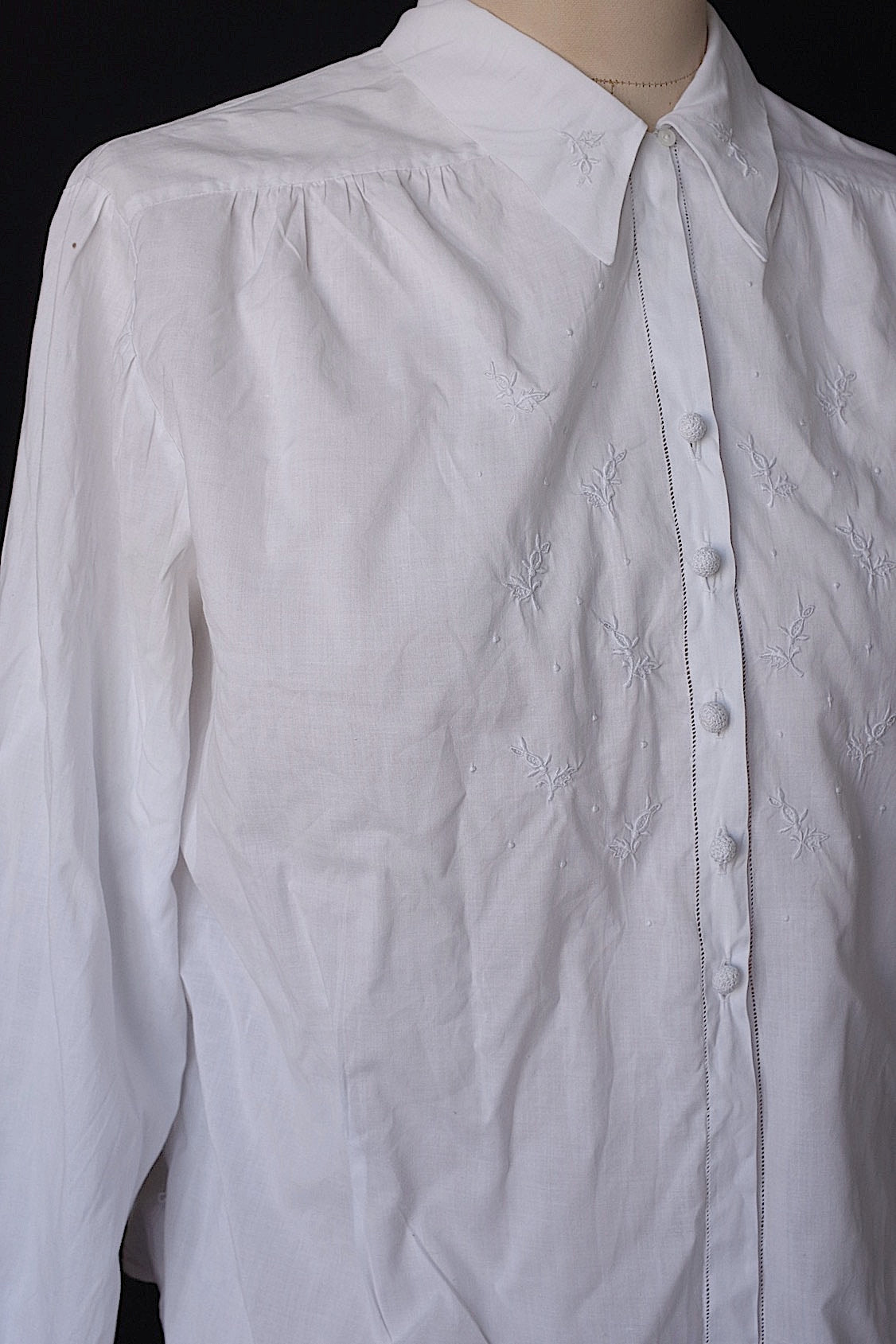 アンティークブラウス vêtement antique .FR a l'epoque