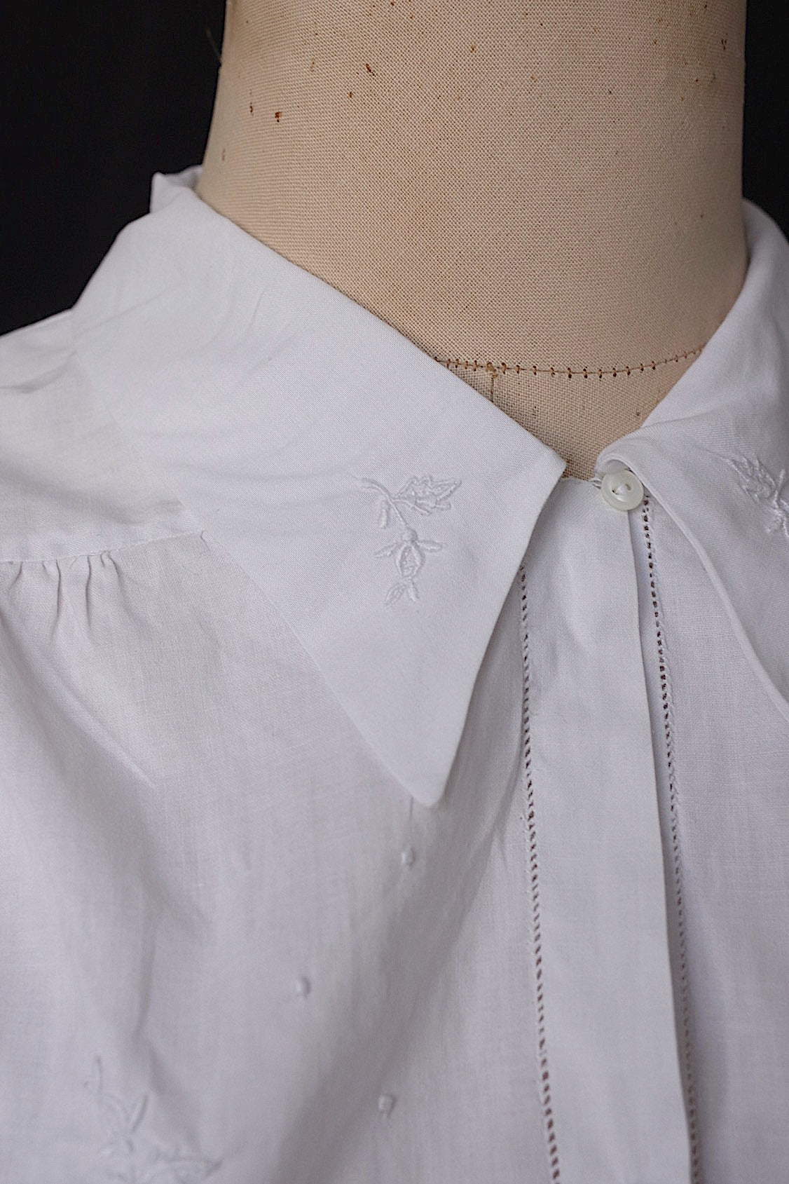 アンティークブラウス vêtement antique .FR a l'epoque