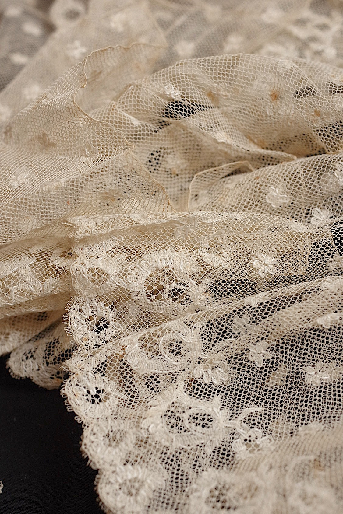 アンティークレース dentelle antique 45+220cm .FR a l'epoque