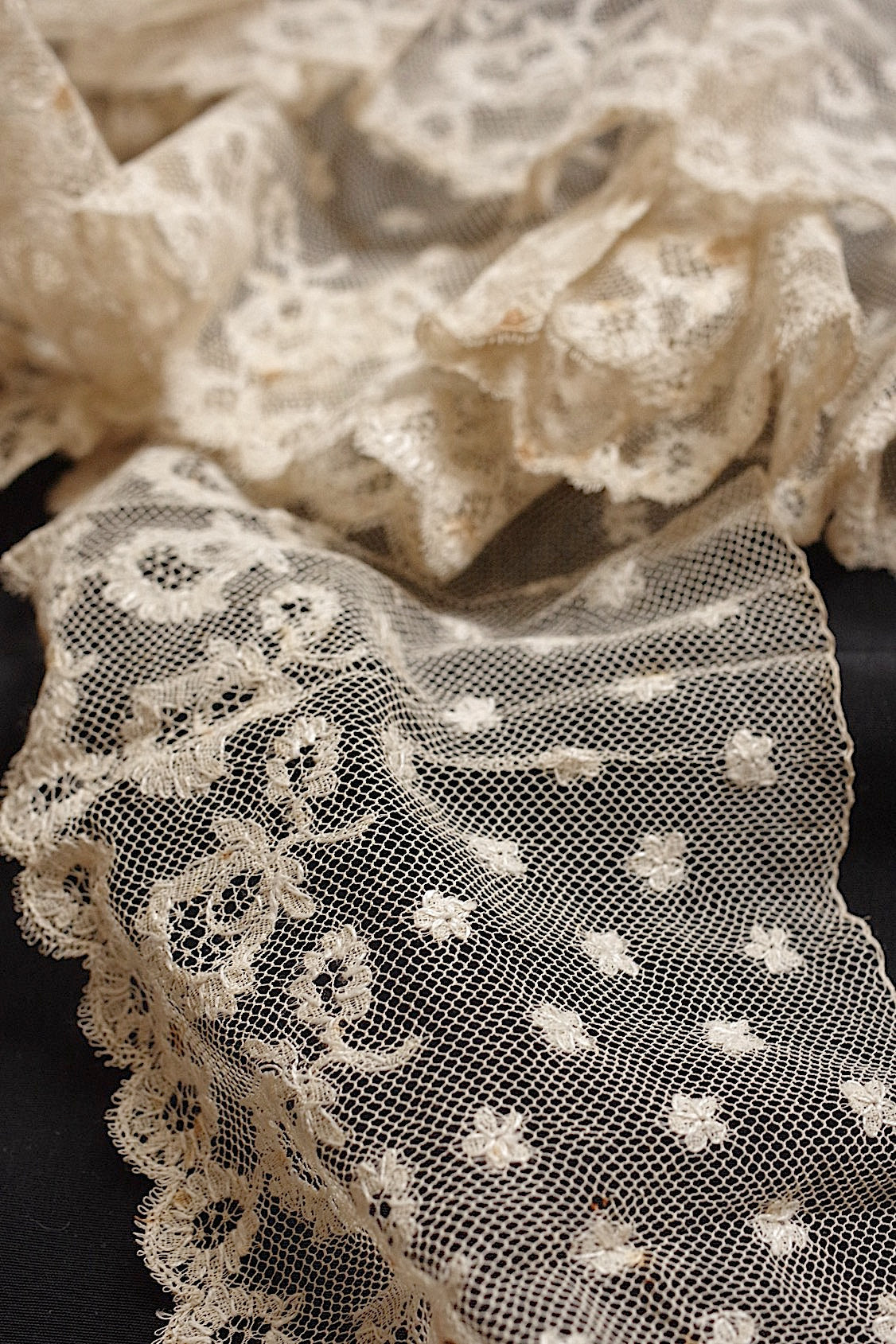 アンティークレース dentelle antique 45+220cm .FR a l'epoque