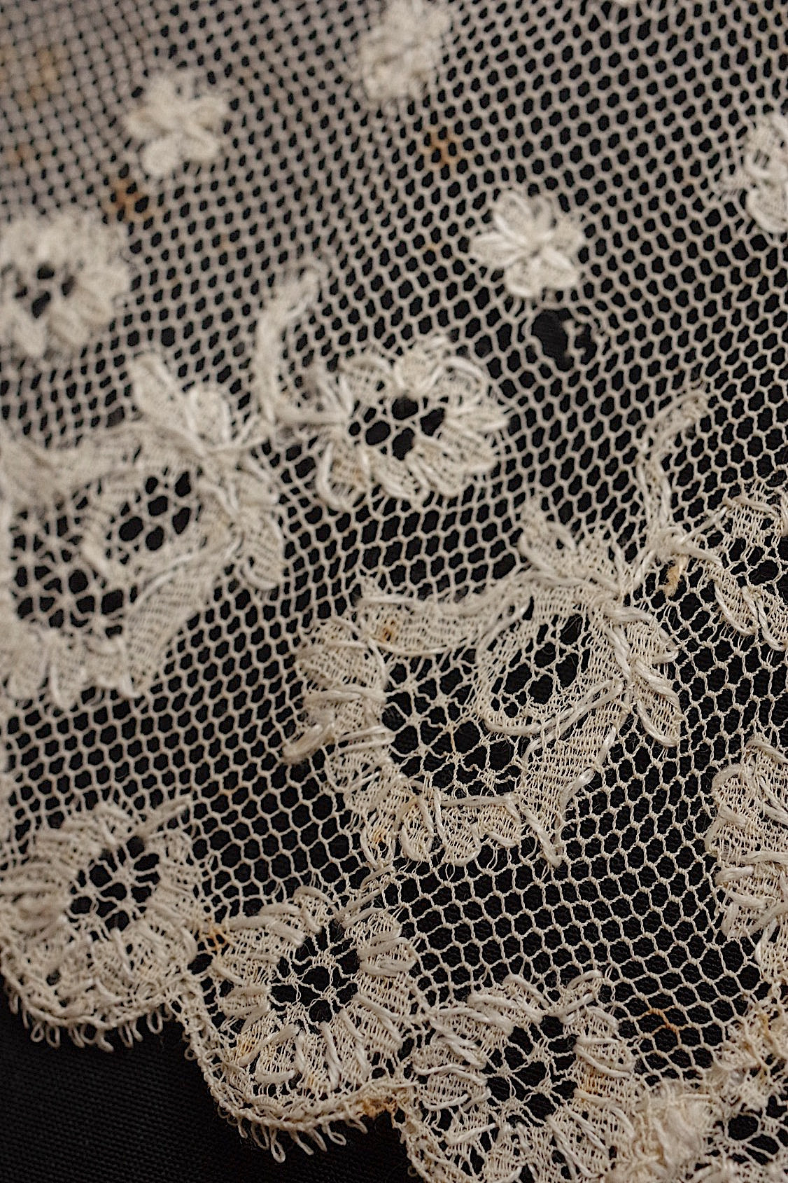 アンティークレース dentelle antique 45+220cm .FR a l'epoque