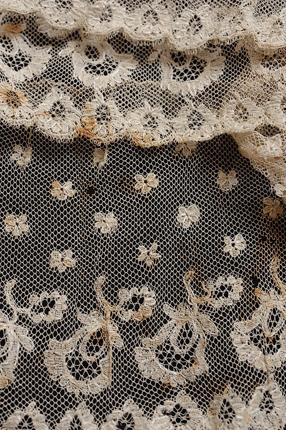 アンティークレース dentelle antique 45+220cm .FR a l'epoque