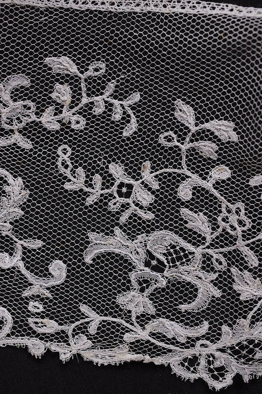 アンティークレース dentelle antique 270cm .FR a l'epoque