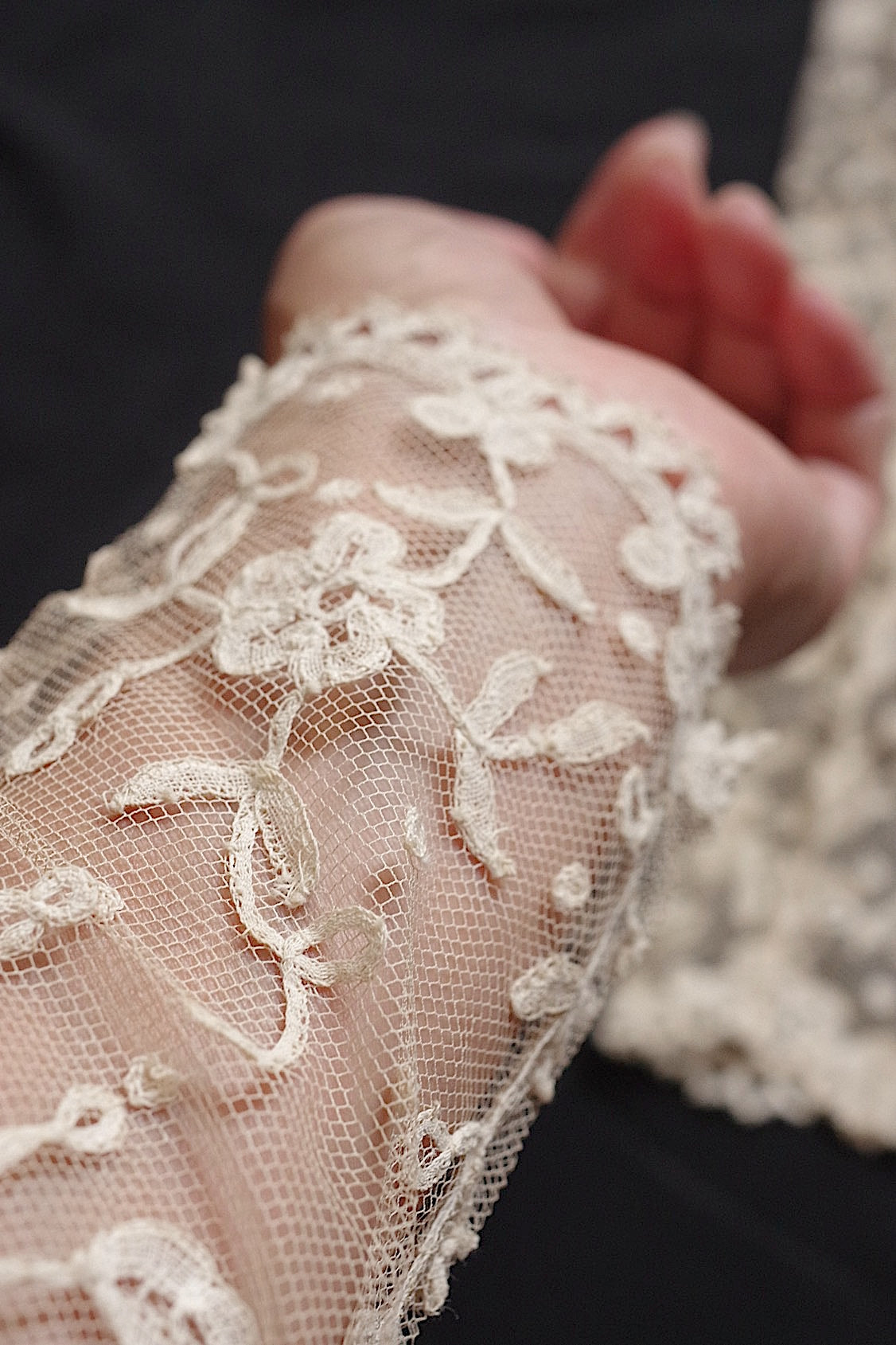 アンティークレース dentelle antique 袖 .FR a l'epoque