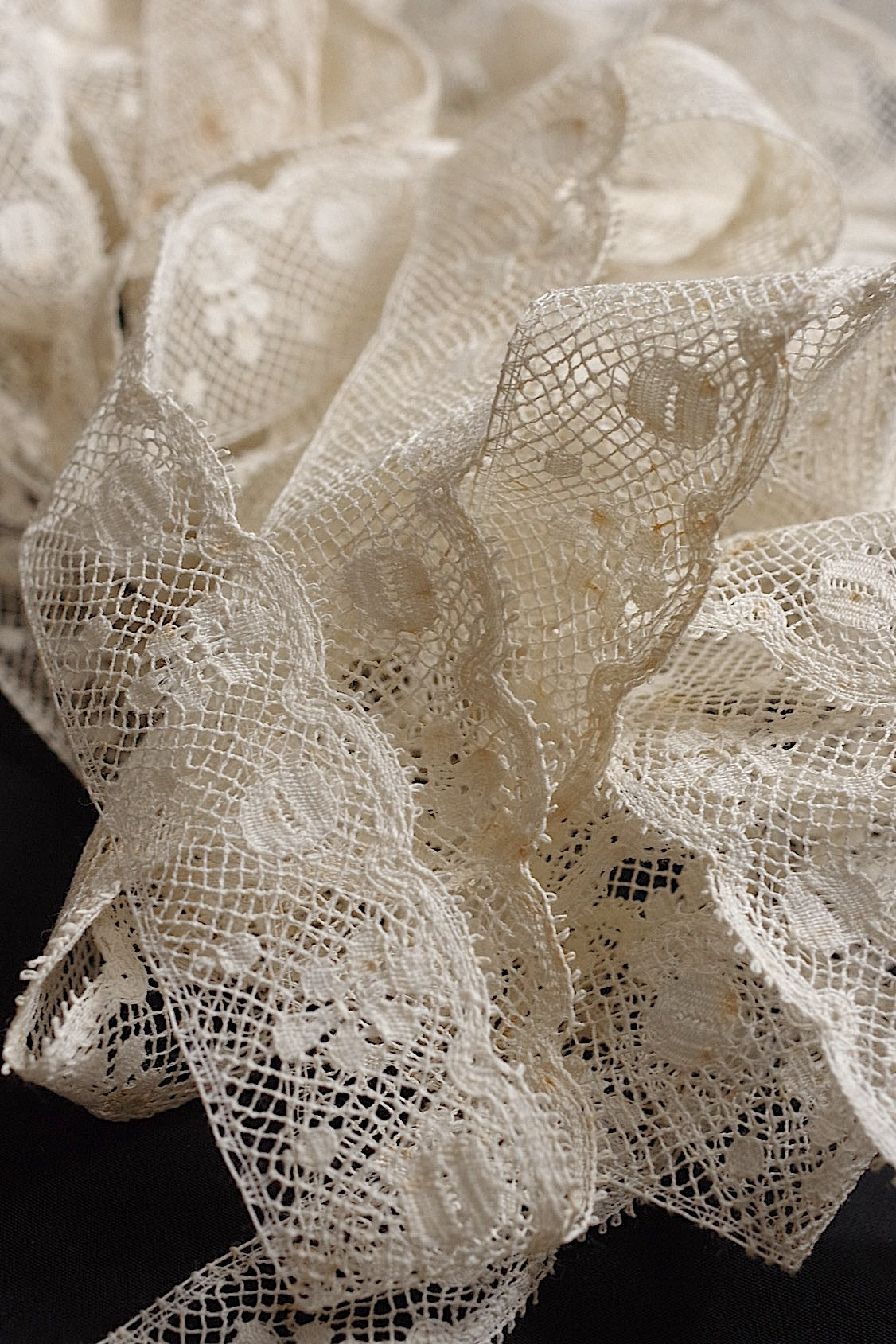 アンティークレース dentelle antique 790cm  .FR a l'epoque