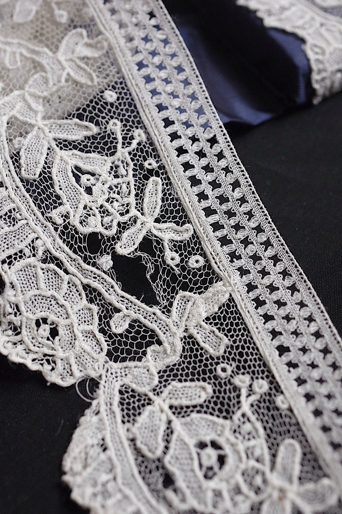 アンティークレース dentelle antique 210cm .FR a l'epoque