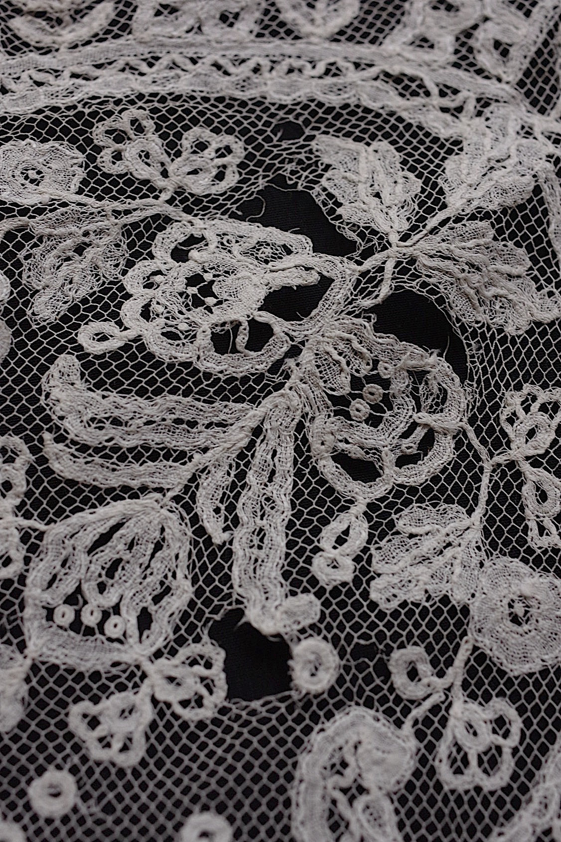 アンティークレース dentelle antique ハギレ+ハンカチ .FR a l'epoque