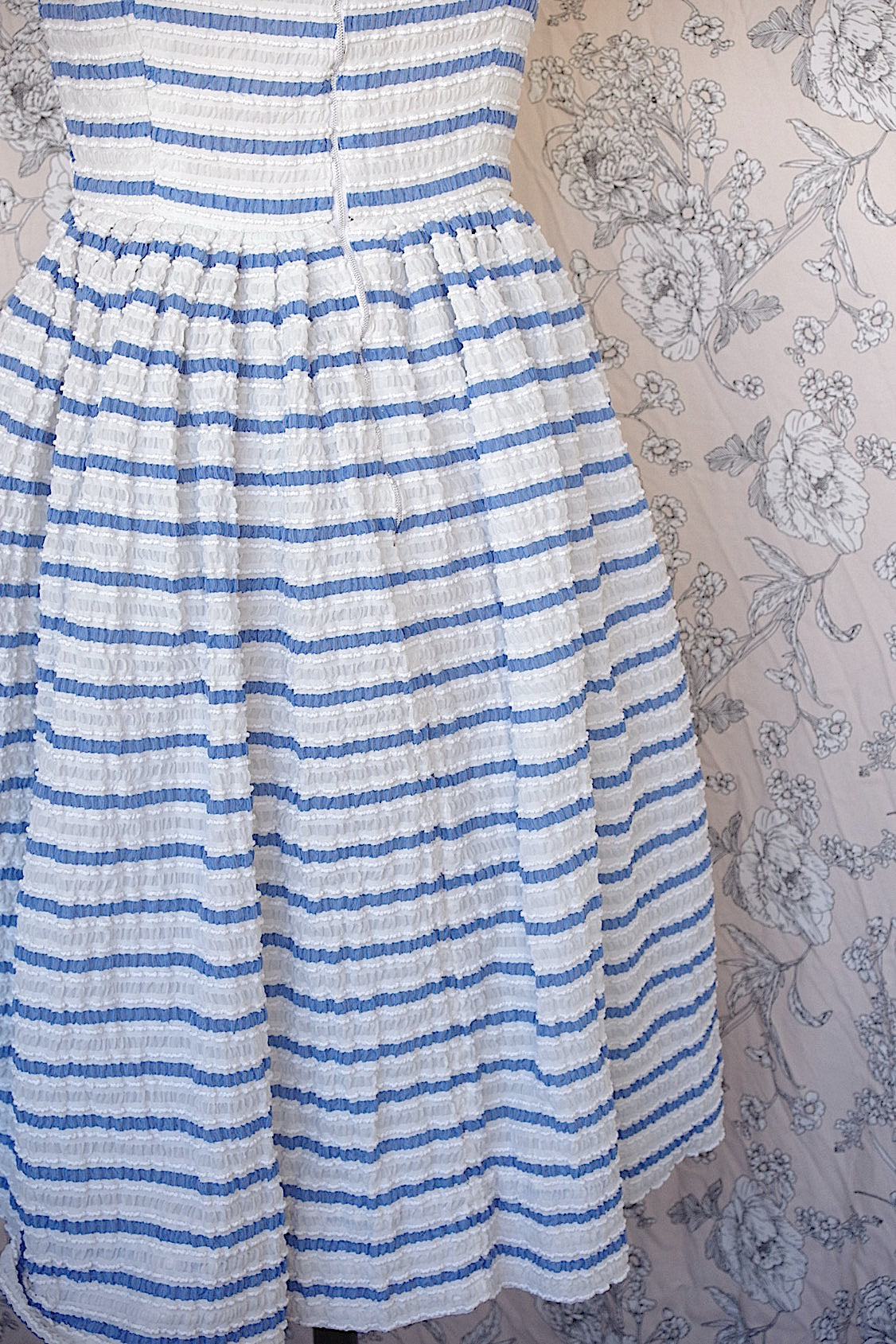 ヴィンテージワンピース vêtement vintage 50's .FR a l'epoque