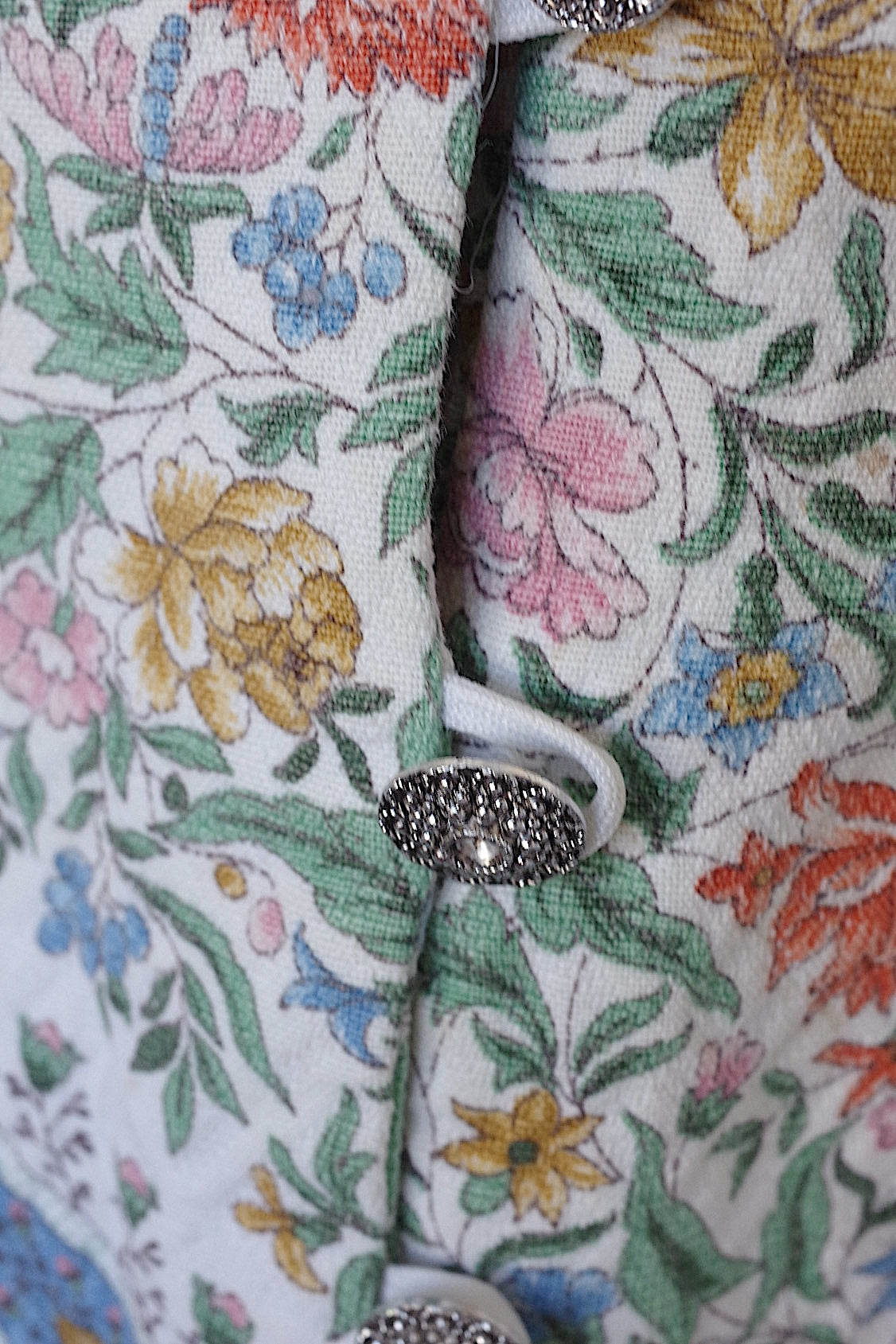 ヴィンテージワンピース vêtement vintageリバティー柄 .FR a l'epoque