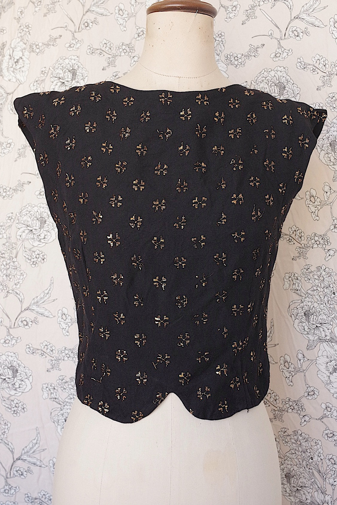 ヴィンテージtops vêtement vintage 黒トップ .FR a l'epoque