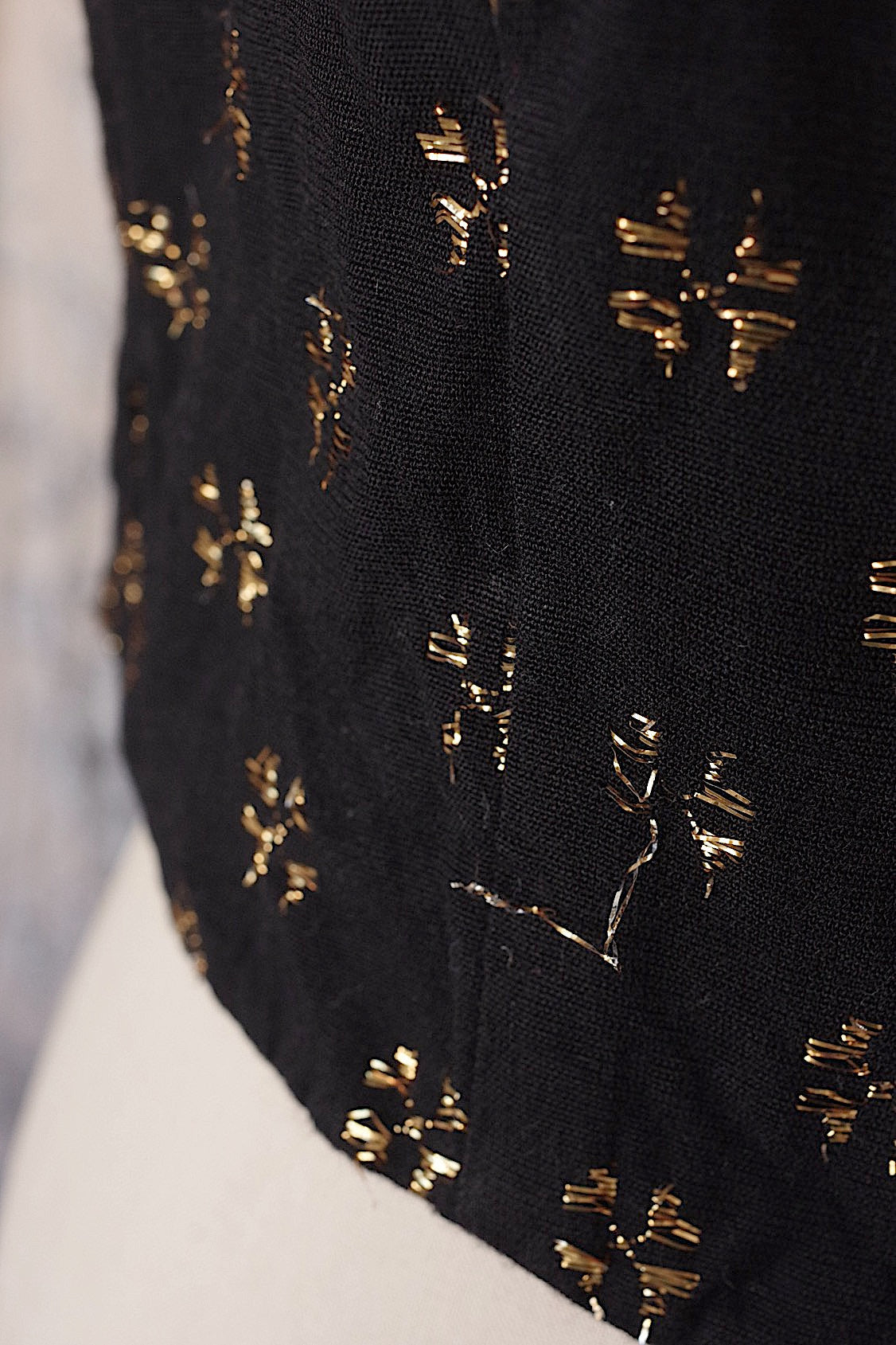 ヴィンテージtops vêtement vintage 黒トップ .FR a l'epoque