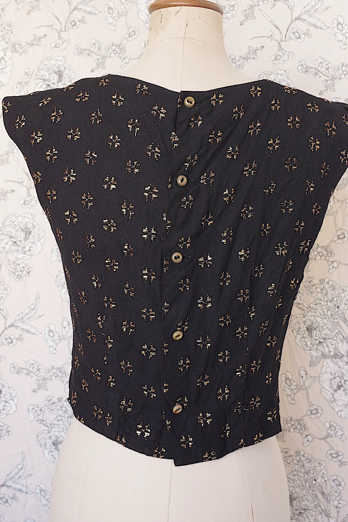 ヴィンテージtops vêtement vintage 黒トップ .FR a l'epoque