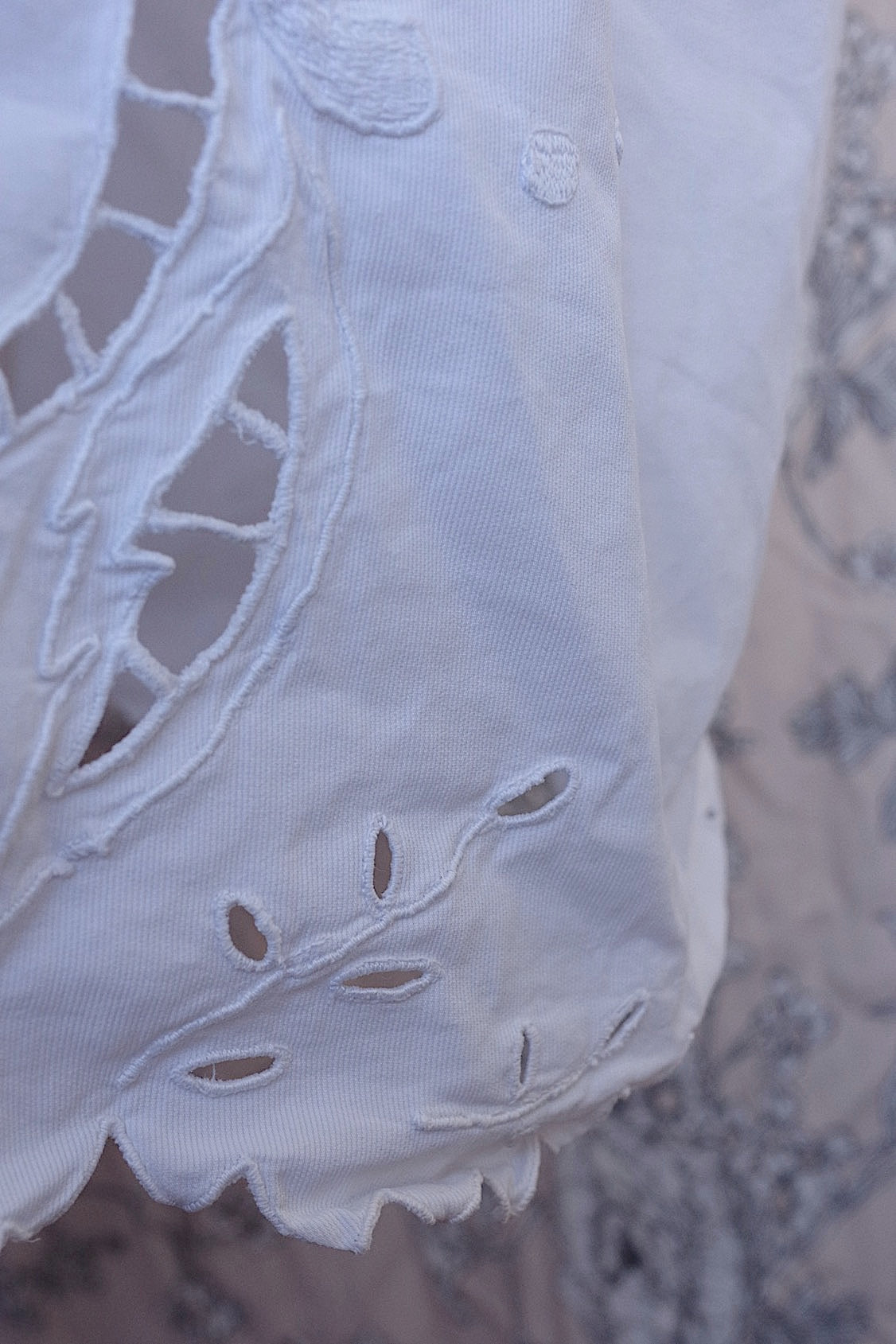 ヴィンテージスカート vêtement vintage Emmanuelle Khanh .FR a l'epoque