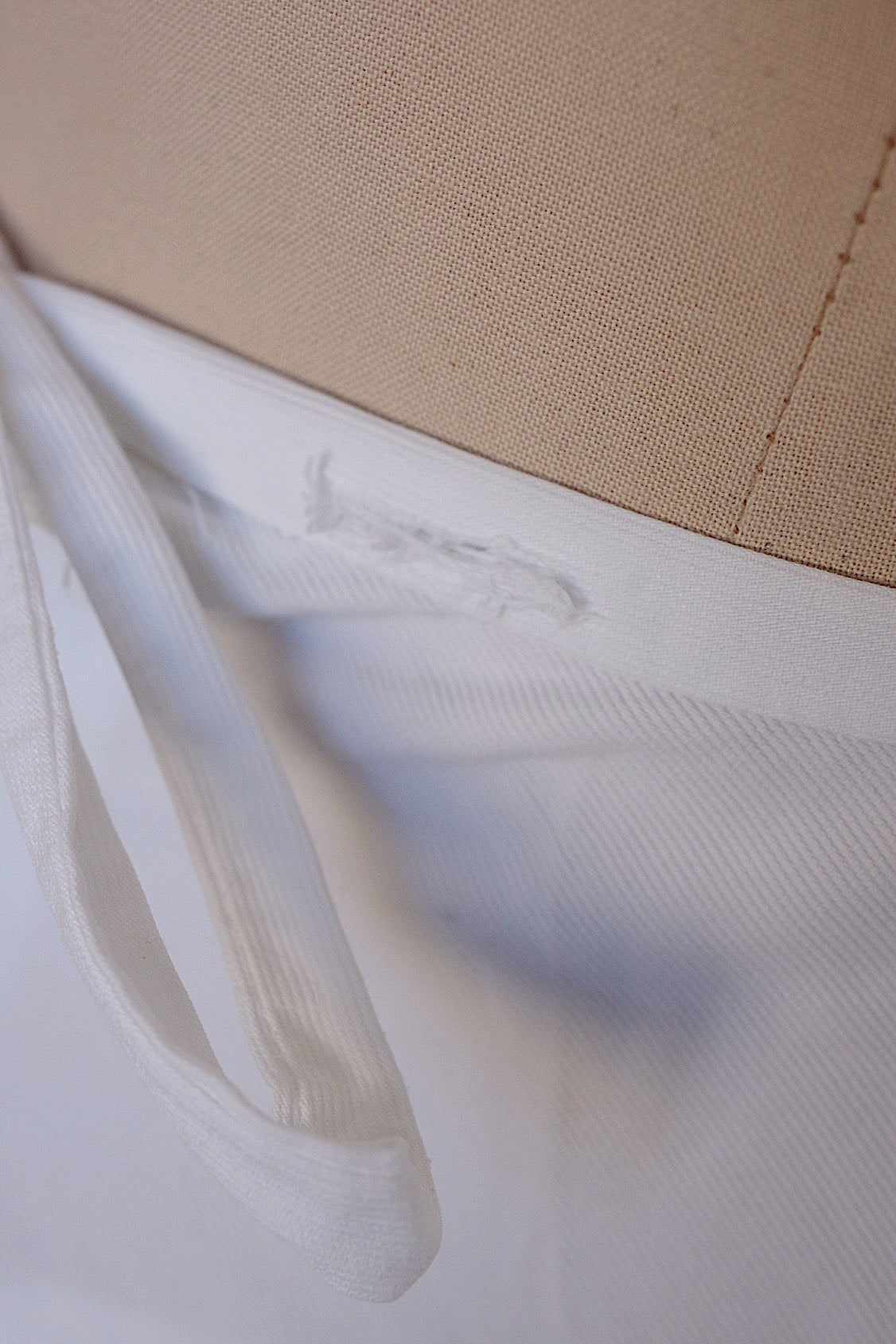 ヴィンテージスカート vêtement vintage Emmanuelle Khanh .FR a l'epoque