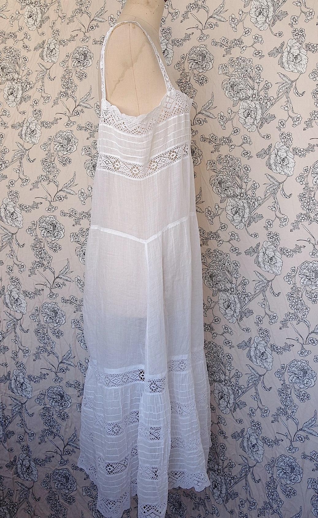 アンティークワンピース vêtement antique レースワンピース .FR a l'epoque