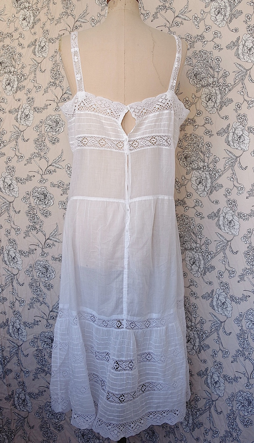 アンティークワンピース vêtement antique レースワンピース .FR a l'epoque