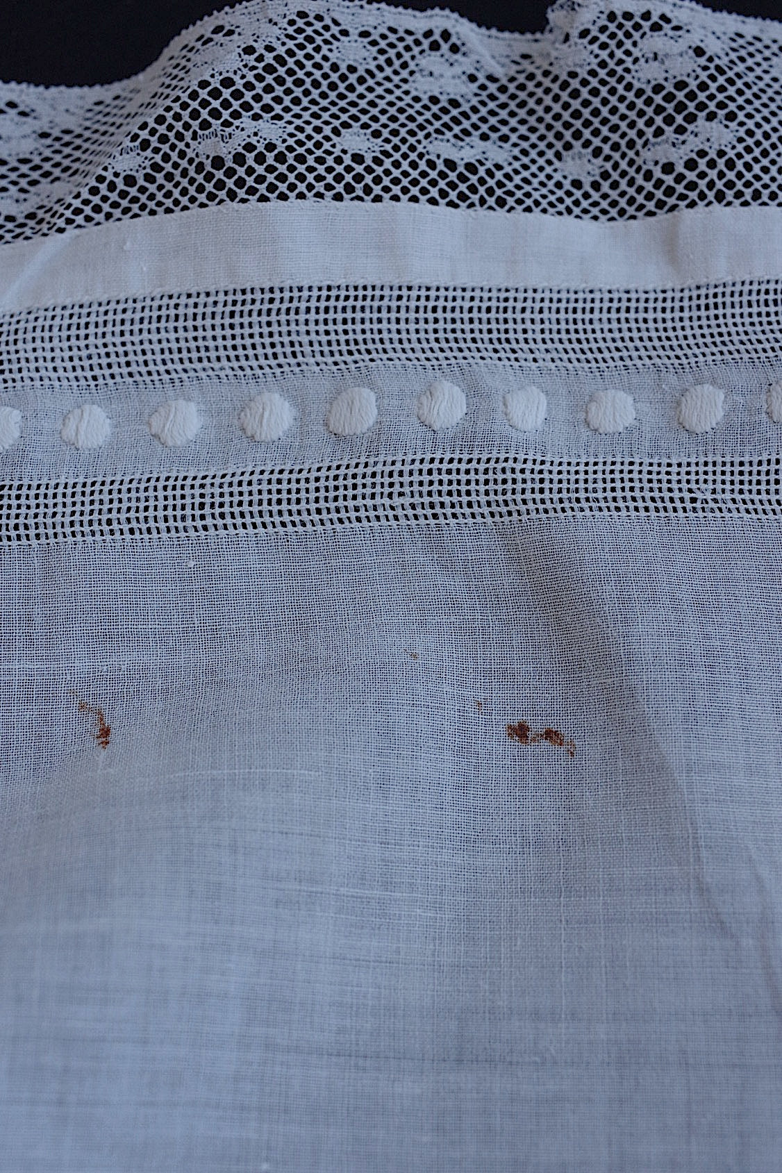 アンティーク刺繍ハンカチ mouchoir antique4 .FR a l'epoque