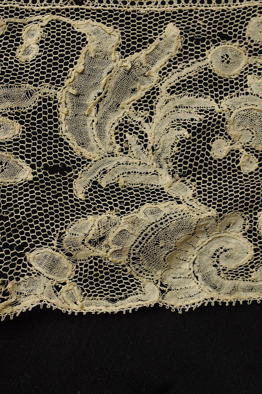 アンティークレース dentelle antique antique lace 180cm .FR a l'epoque