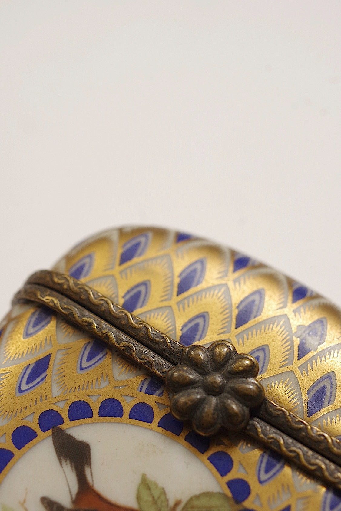 antique Pill Case アンティークピルケース .FR a l'epoque