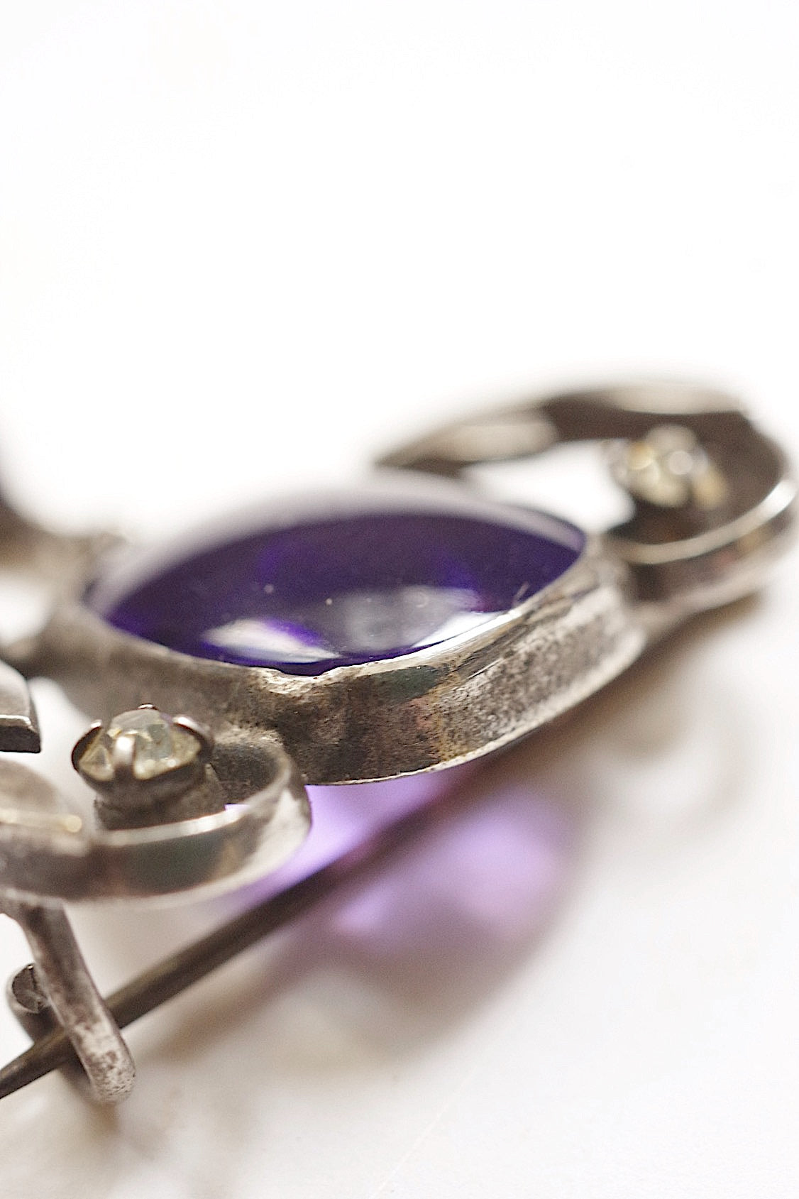 antique broche アンティークブローチ パープル .FR a l'epoque