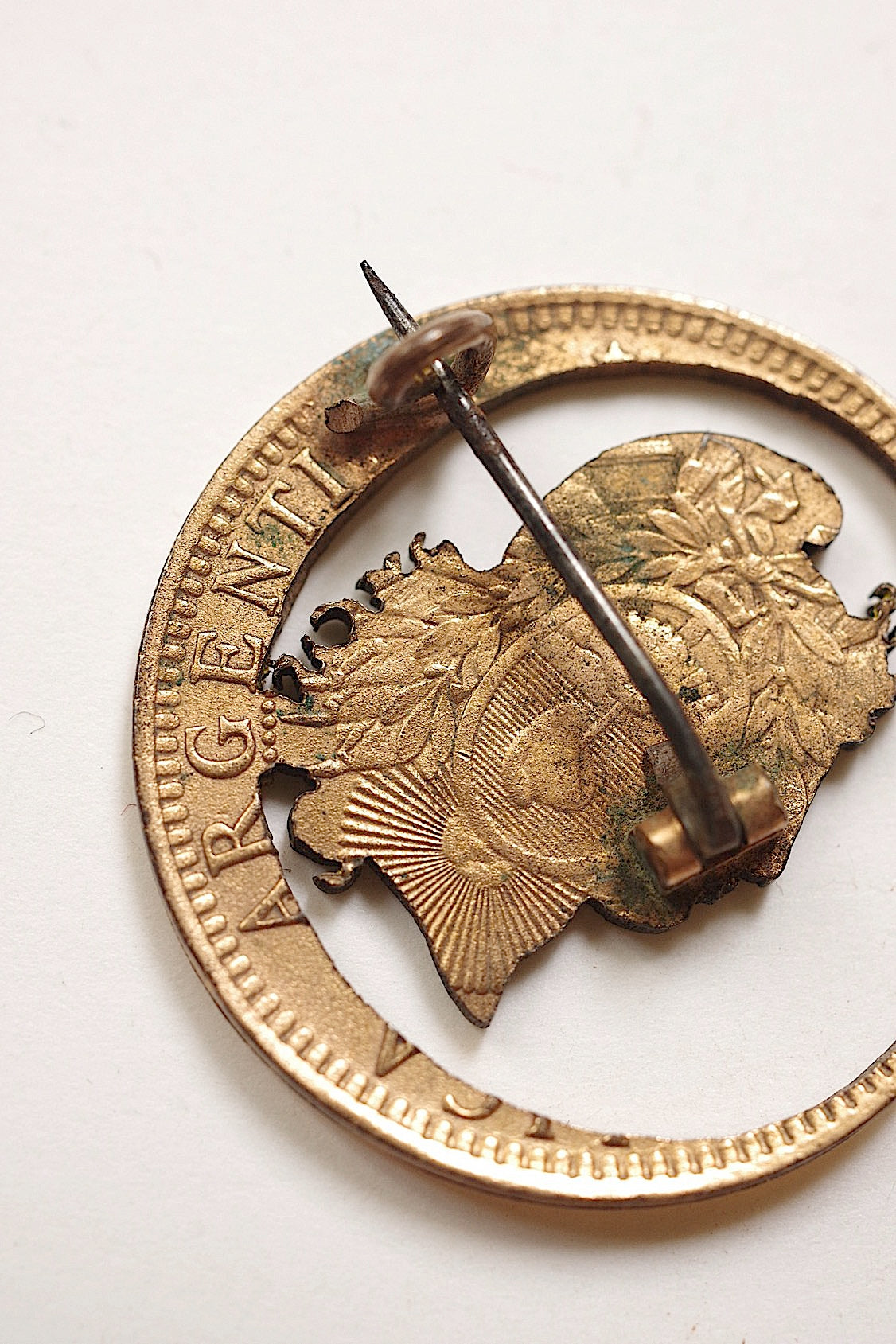 antique broche アンティークブローチ アルゼンチンコイン .FR a l'epoque