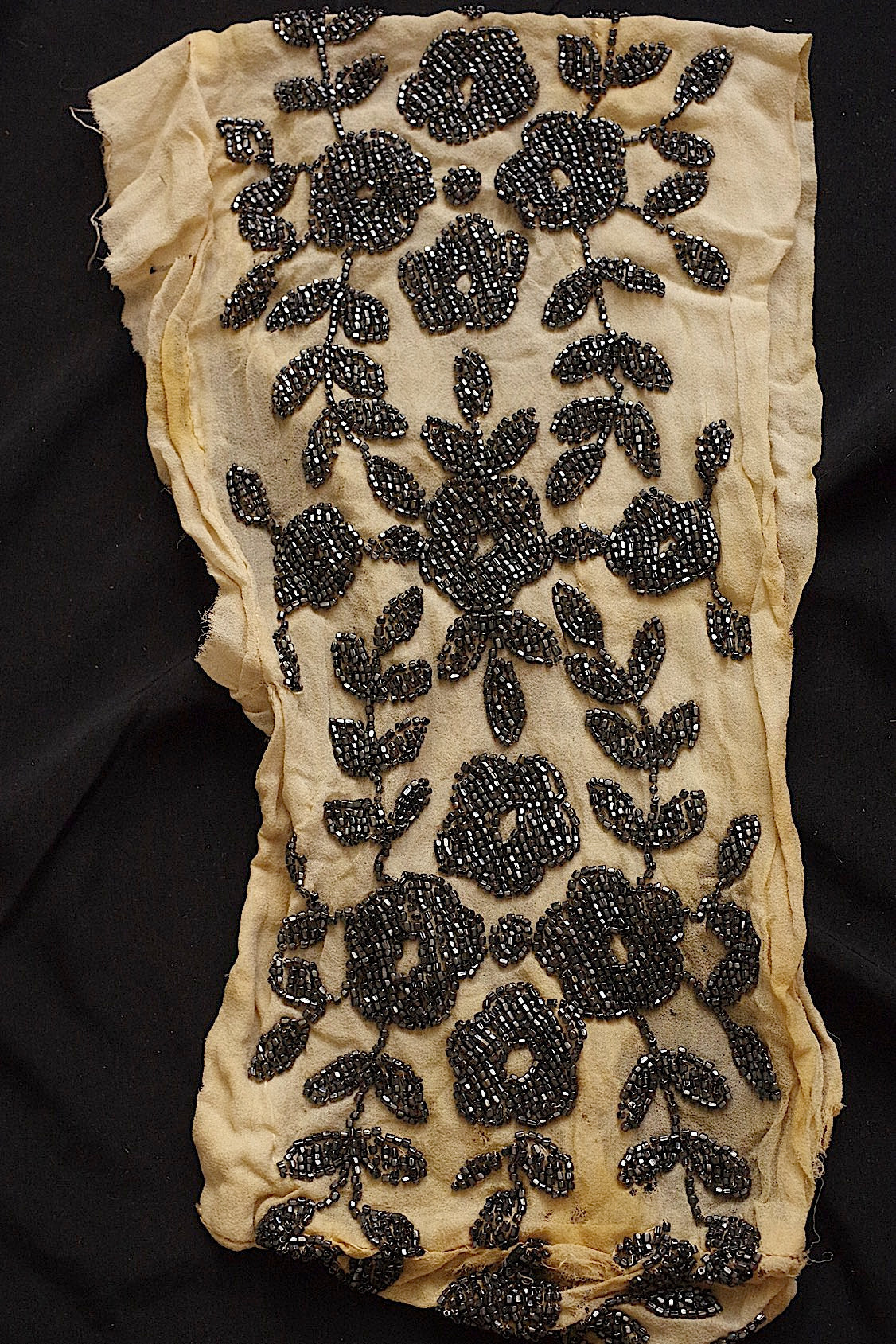 アンティークレース antique dentelle ビーズ刺繍 素材 .FR a l'epoque