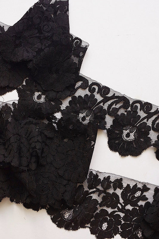 アンティークレース antique dentelle ブロンド くろ .FR a l'epoque