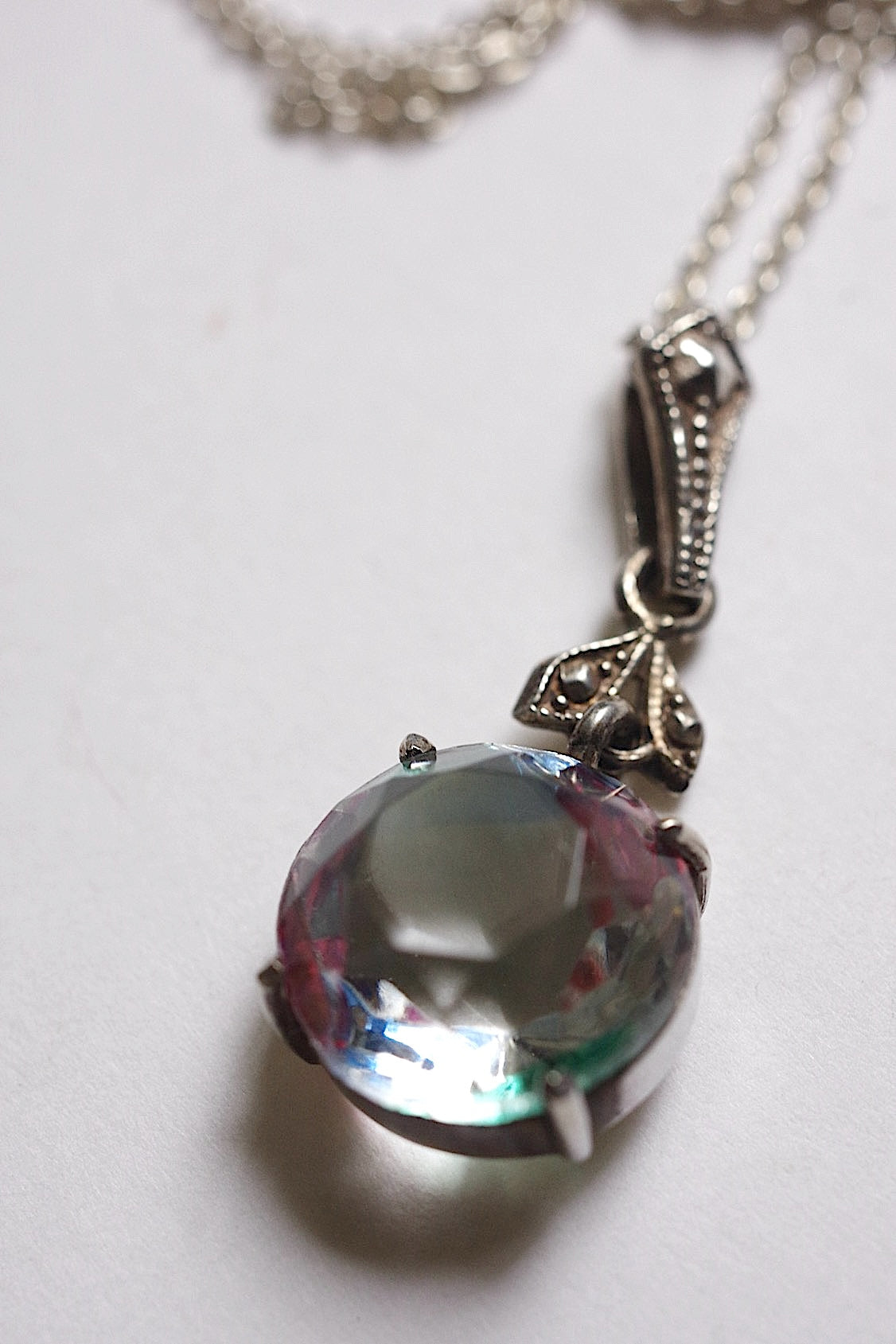 アンティークアクセサリー collier antique アンティークペンダント .FR a l'epoque