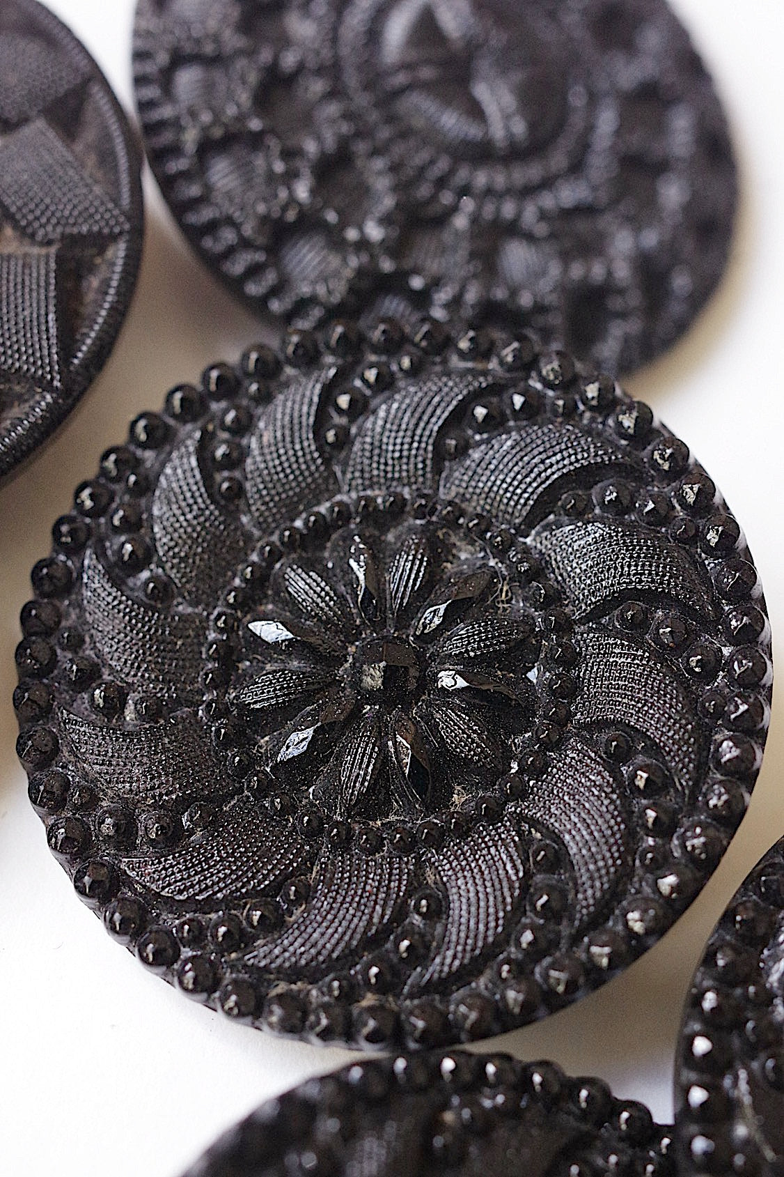 アンティークボタン antique boutton lots1 .FR a l'epoque