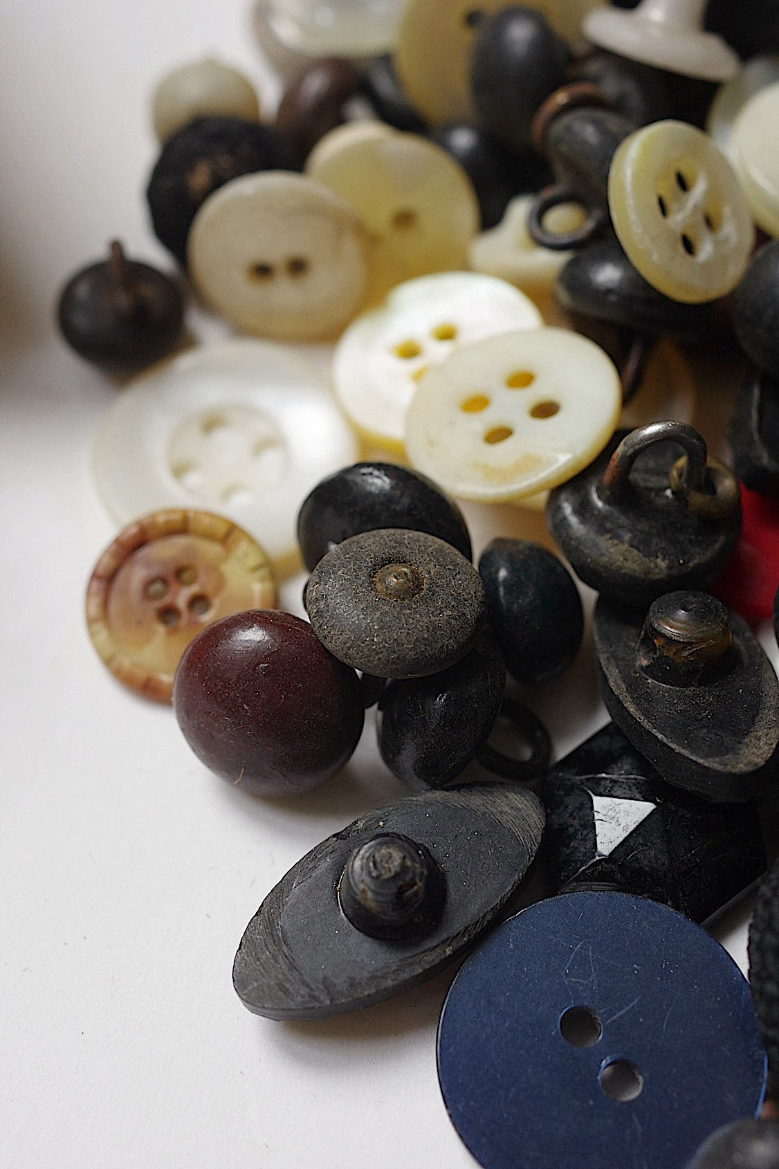 アンティークボタン antique boutton lots3 .FR a l'epoque