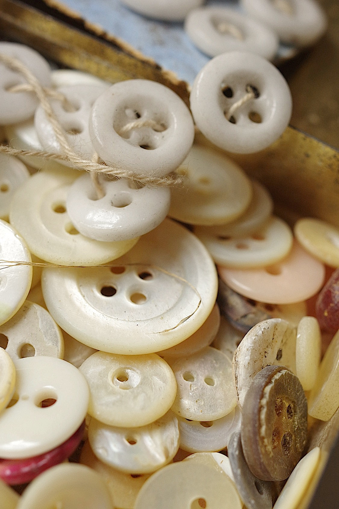 アンティークボタン antique boutton lots5 .FR a l'epoque