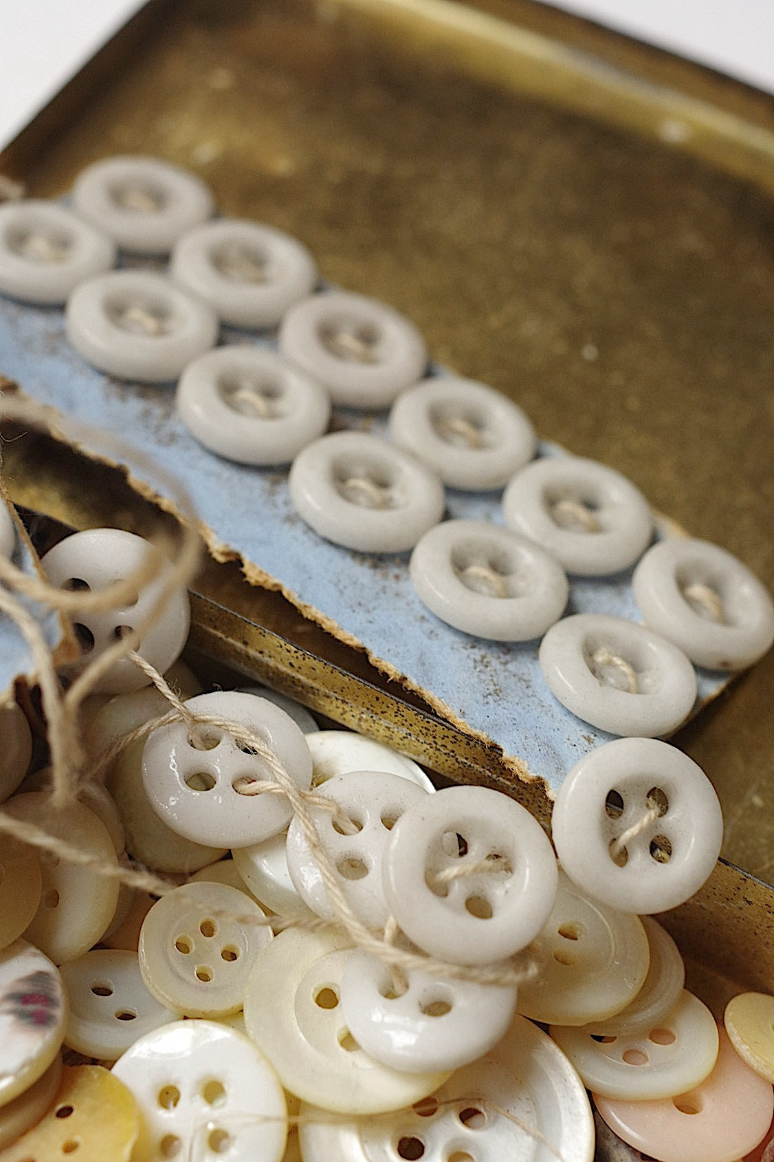 アンティークボタン antique boutton lots5 .FR a l'epoque