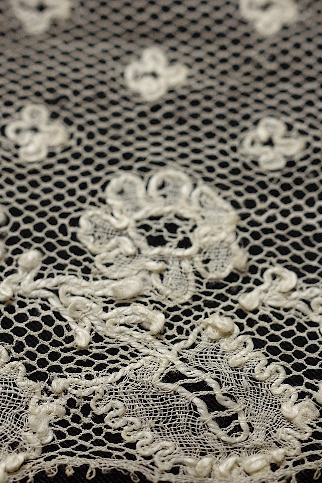 アンティークレース antique dentelle 208cm .FR a l'epoque