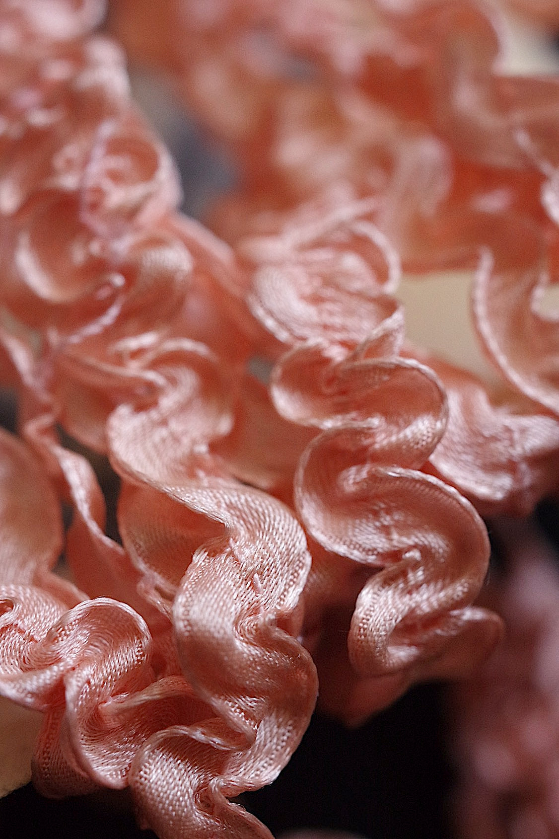 アンティークレース dentelle antique ピンクリボン .FR a l'epoque