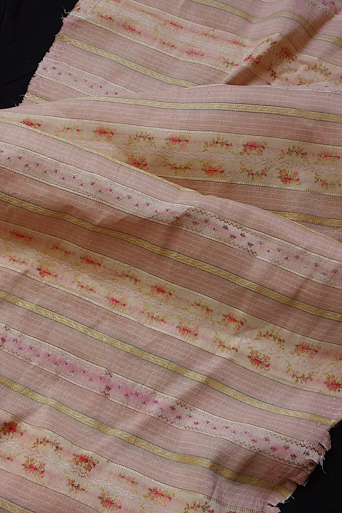 アンティーク生地 tissu antique アンティーク生地回収品素材に 2 .FR a l'epoque