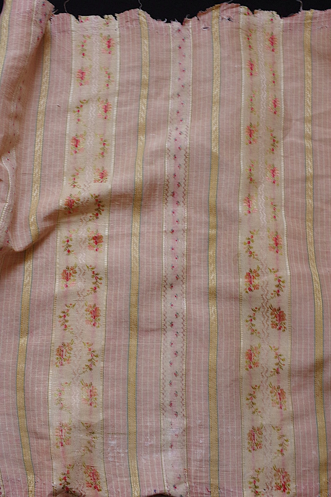 アンティーク生地 tissu antique アンティーク生地回収品素材に 2 .FR a l'epoque