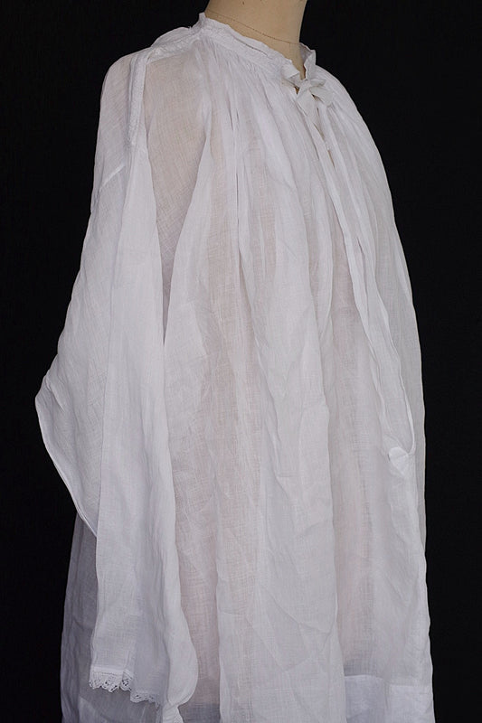 アンティーク教会チュニック vêtement antique surplis Church Smock1 .FR a l'epoque