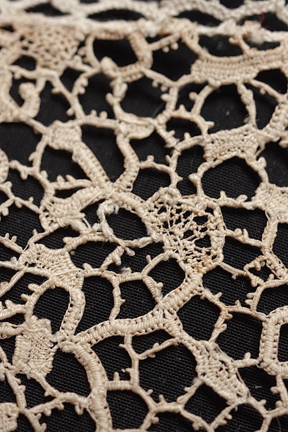 アンティークレース dentelle antique 215cm ヴニーズ .FR a l'epoque