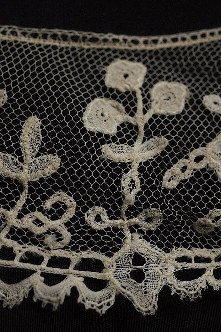 アンティークレース dentelle ancinne 小さな襟3つ .FR a l'epoque