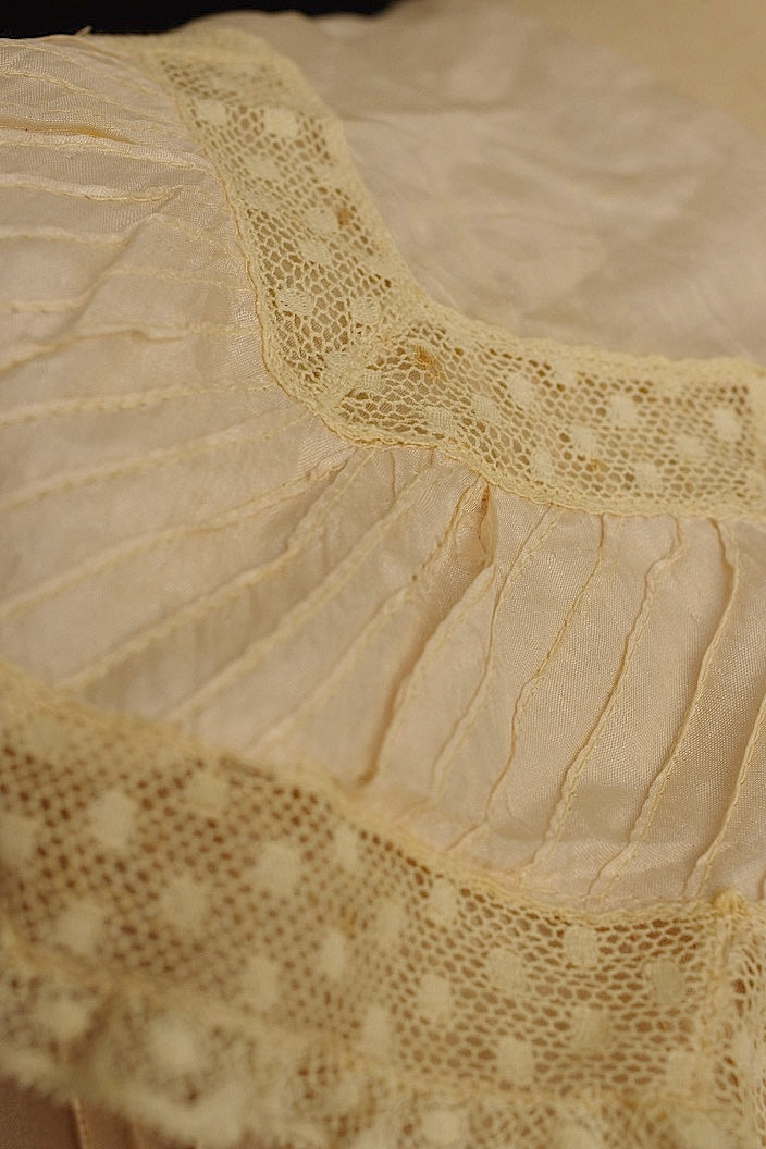 アンティークブラウス vêtement antique blouse6 .FR a l'epoque