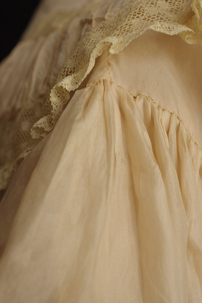 アンティークブラウス vêtement antique blouse6 .FR a l'epoque