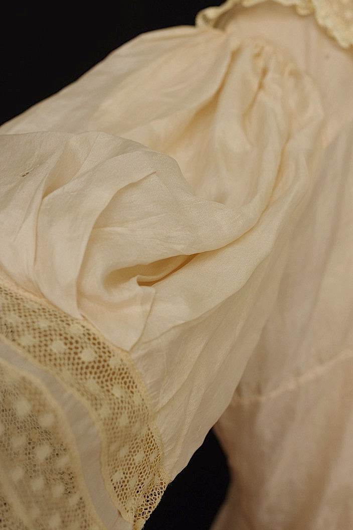 アンティークブラウス vêtement antique blouse6 .FR a l'epoque