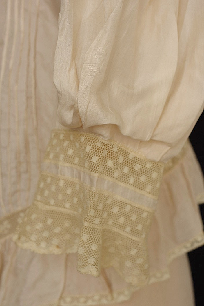 アンティークブラウス vêtement antique blouse6 .FR a l'epoque