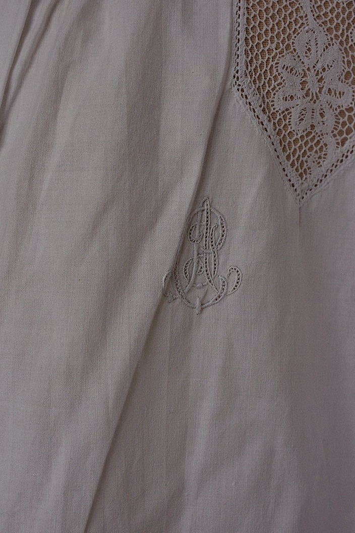 アンティークワンピース vêtement  antique robe de chambre 5 .FR a l'epoque