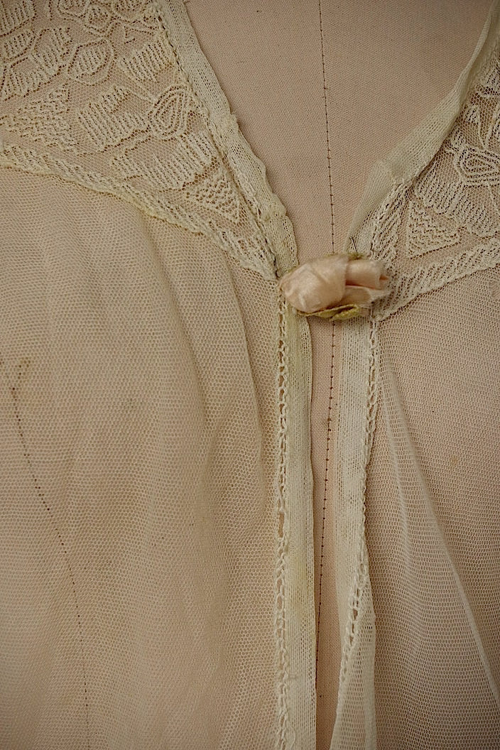 アンティークブラウス vêtement  antique レース羽織 .FR a l'epoque