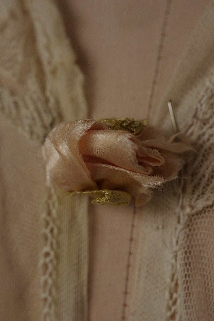 アンティークブラウス vêtement  antique レース羽織 .FR a l'epoque