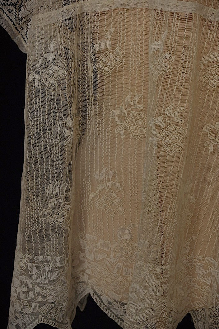 アンティークブラウス vêtement  antique レース羽織 .FR a l'epoque