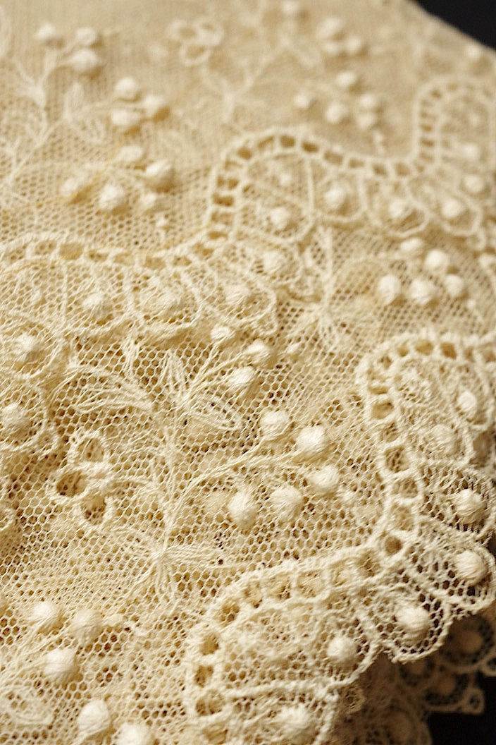 アンティークレース dentelle ancinne 184cm 187cm .FR a l'epoque